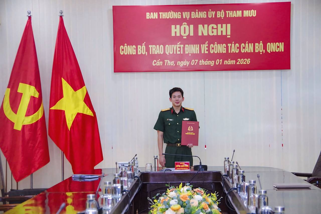 Ánh Viên 27 tuổi thăng hàm trung tá, em trai 19 tuổi trung uý quân nhân chuyên nghiệp: Nhà này đỉnh quá!- Ảnh 3.