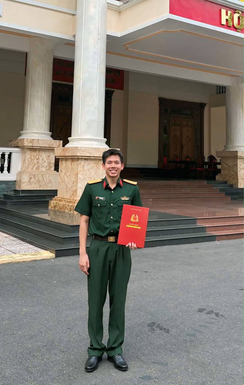 Ánh Viên 27 tuổi thăng hàm trung tá, em trai 19 tuổi trung uý quân nhân chuyên nghiệp: Nhà này đỉnh quá!- Ảnh 4.