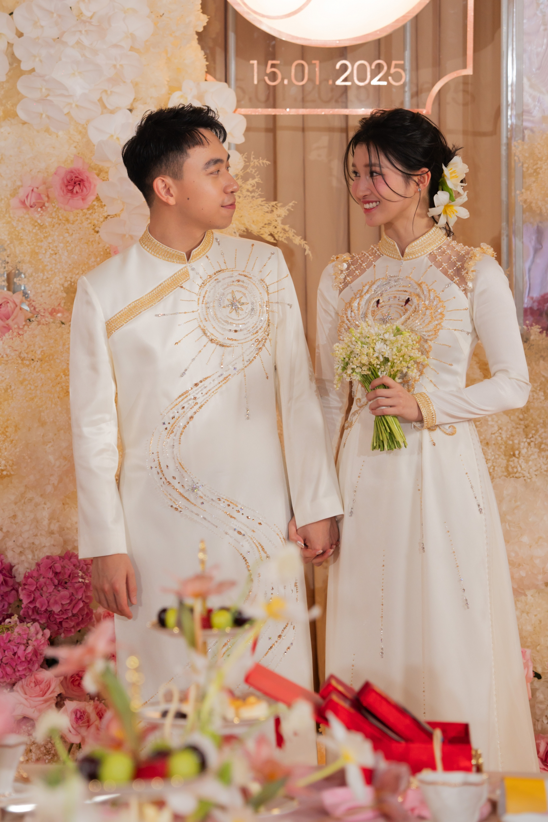 Ảnh cưới của Á hậu Phương Nhi: Visual và thần thái 100 điểm!- Ảnh 10.