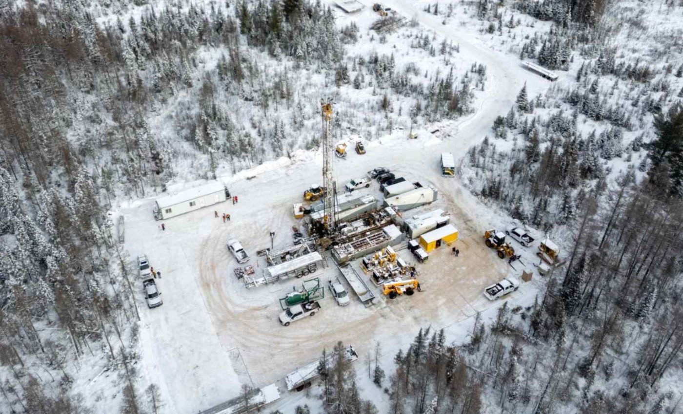 Phát hiện có thể rung chuyển "quyền lực quốc tế": Kho báu tưởng chỉ có trên Mặt trăng nay có ở Trái đất - Ảnh 1.