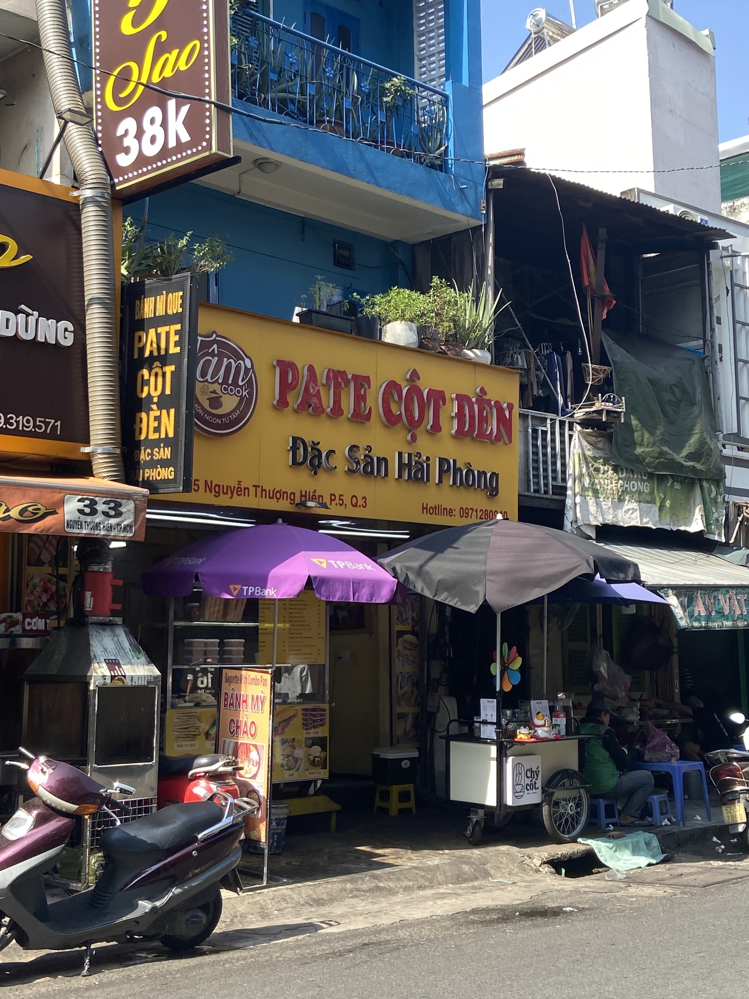 Vụ 120 tấn thịt heo bệnh tuồn vào Đồ hộp Hạ Long: Nhiều quán Pate Cột Đèn vỉa hè "dính đạn lạc", hàng loạt khách hàng hoang mang lo lắng- Ảnh 1.