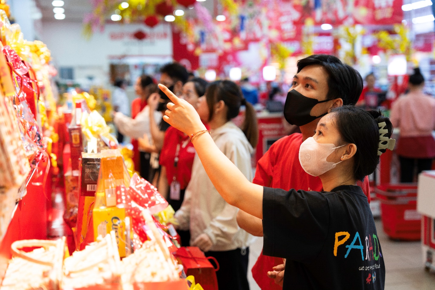 Central Retail cung ứng hơn 3.000 giỏ quà Tết hàng đặc sản địa phương - Ảnh 2.