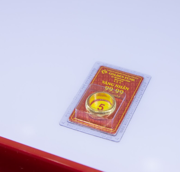 Chi 721 triệu mua vàng, cô gái tiết lộ 3 nguyên tắc ai nghe cũng phải vỗ tay- Ảnh 2. Chi 721 triệu mua vàng, cô gái tiết lộ 3 nguyên tắc ai nghe cũng phải vỗ tay- Ảnh 2.