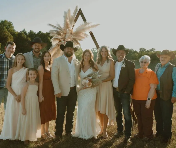 Cặp vợ chồng chi hơn 52 tỷ đồng mua mảnh đất 162 ha để xây nhà nghỉ hưu: “Chúng tôi không tìm được căn nhà nào phù hợp nên mua đất tự xây”- Ảnh 1.