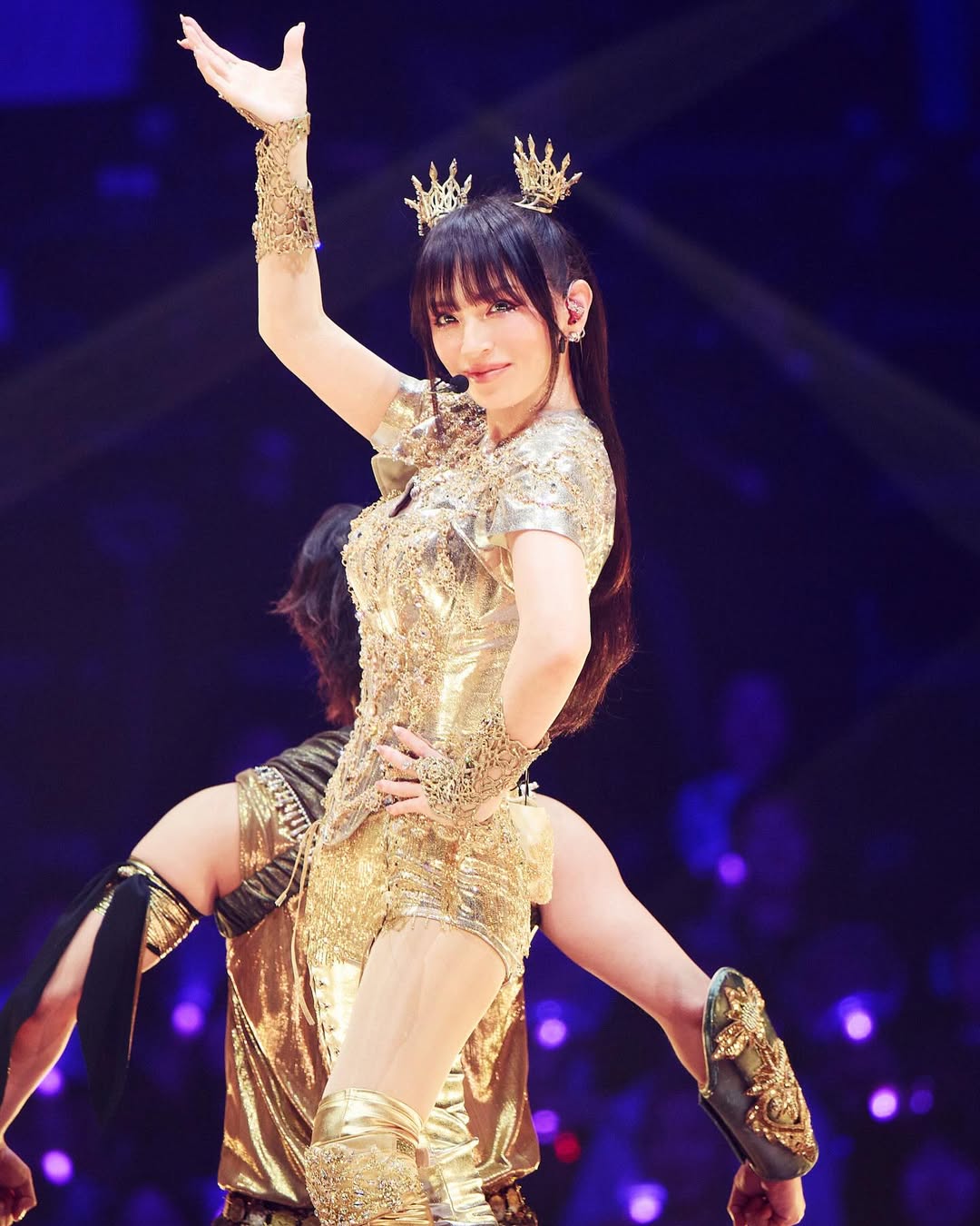 Ca sĩ giàu nhất châu Á: Tài sản chục nghìn tỷ, đi hát khắp nơi với đôi tai không nghe thấy gì- Ảnh 5.