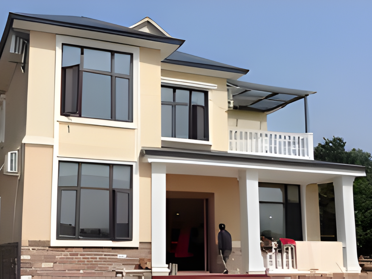 Chi 600 triệu xây nhà cho bố mẹ, 2 năm sau về thăm, người con không tin vào cảnh tượng trước mắt- Ảnh 1.