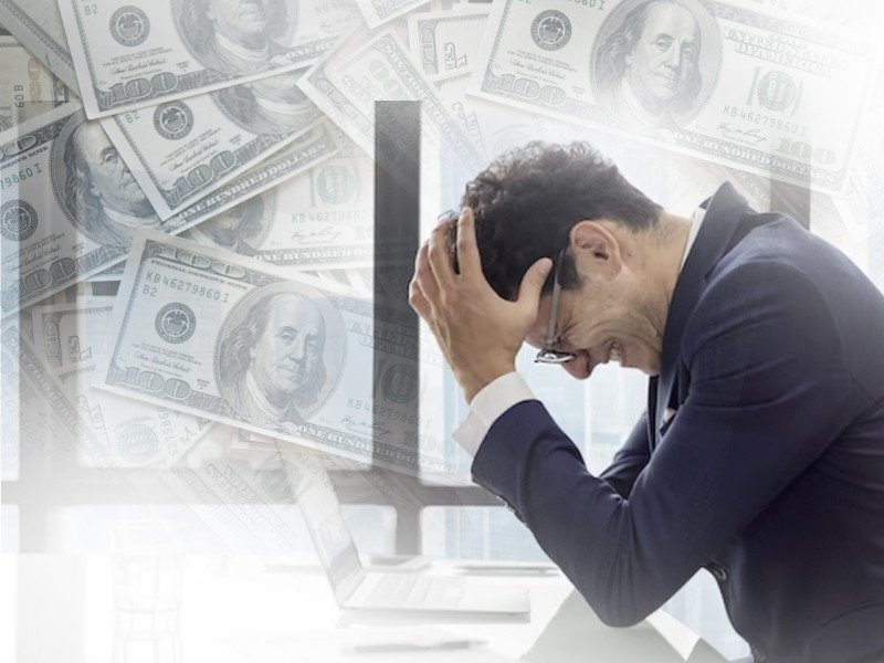 Tôi U45 làm trưởng phòng, có hơn 2 tỷ đồng tiết kiệm, 3 năm sau cả gia đình nợ nần chỉ vì đi sai 1 bước- Ảnh 1.