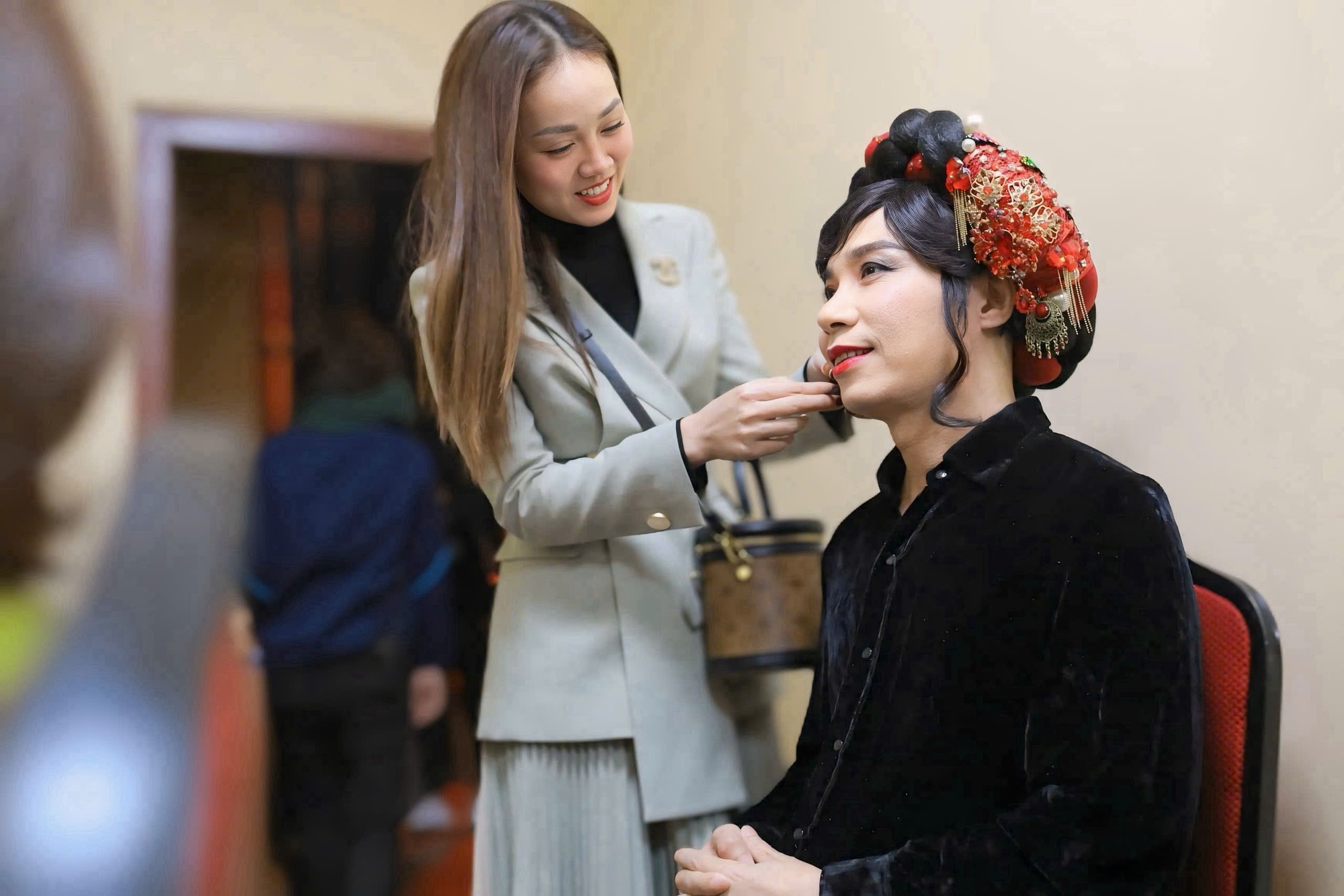 Vợ NSND Công Lý: Tiếc cảm giác được thấy anh sống trọn vẹn với nghề, điều mà hiện tại sức khỏe chưa cho phép- Ảnh 1.