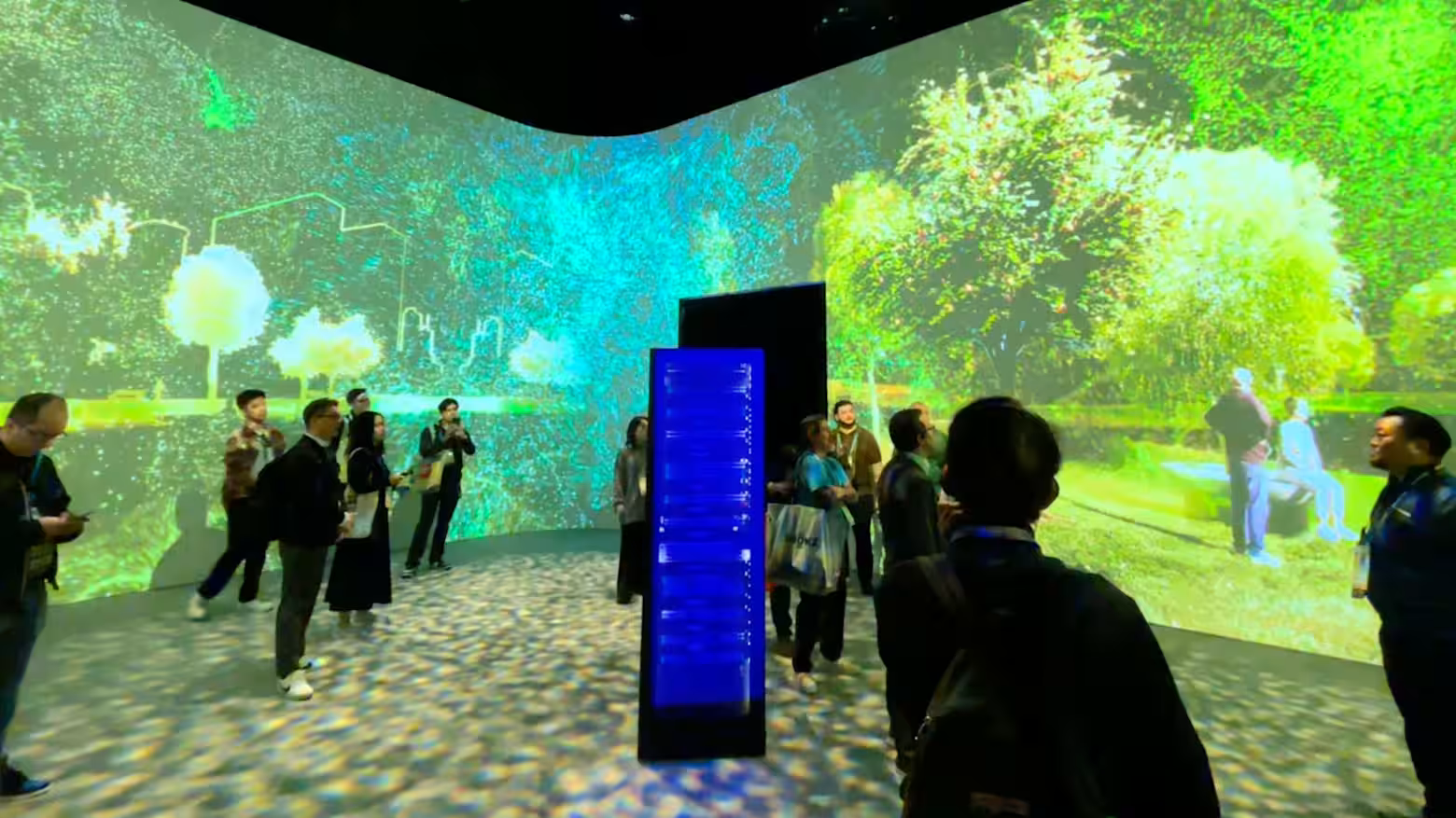 Panasonic rời bỏ hào quang xe điện, tìm đường sống với AI, cổ phiếu lập đỉnh 18 năm nhờ cú quay xe chấn động ngành công nghệ - Ảnh 2.