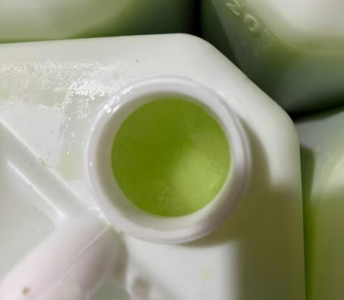 Sau vụ pate Cột Đèn Hải Phòng của công ty cổ phần Đồ hộp Hạ Long, cơ quan chức năng tiếp tục phát hiện và thu giữ lô hàng thực phẩm không hóa đơn chứng từ - Ảnh 3.