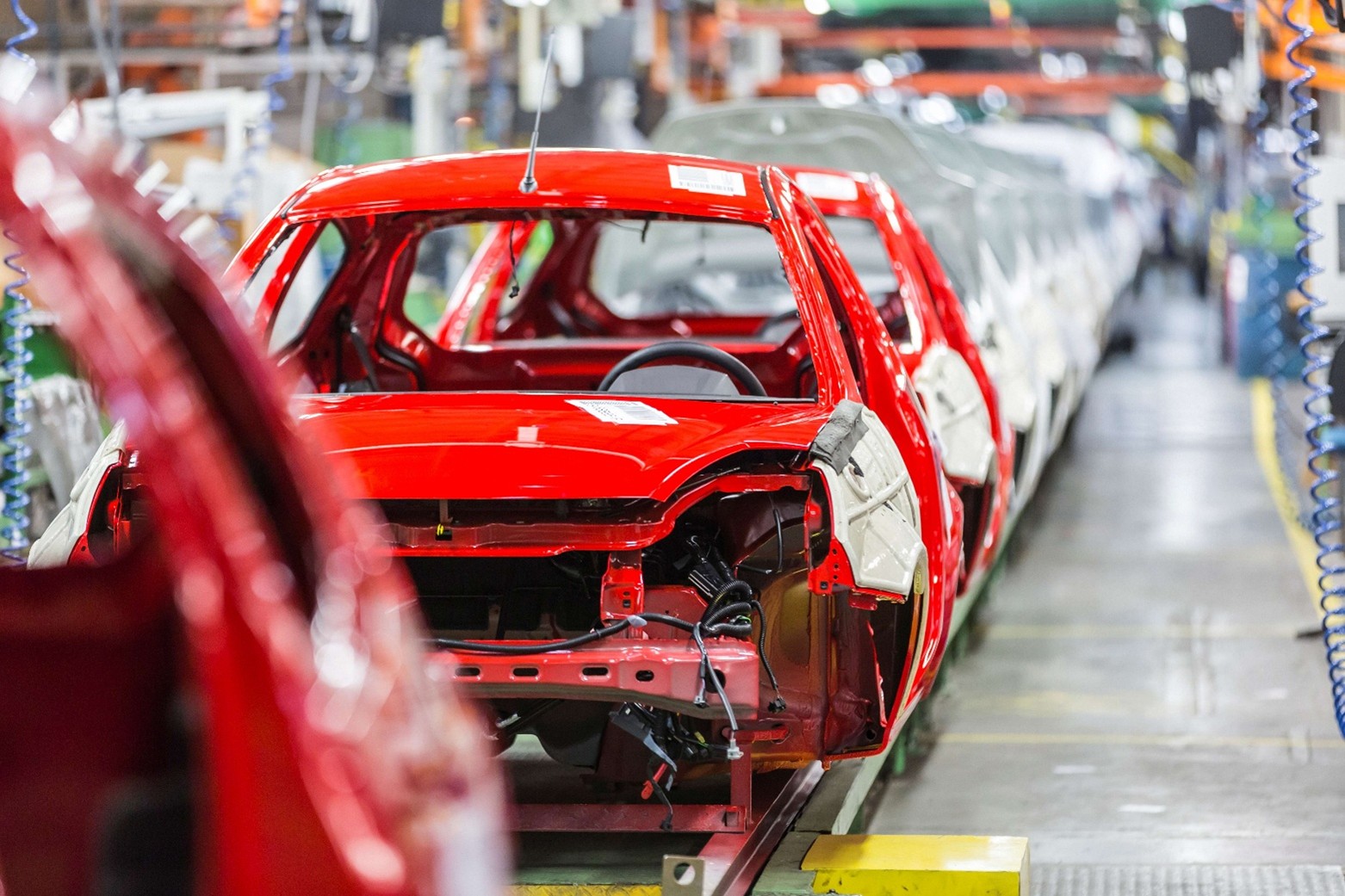 Việt Nam trở thành hiện tượng tại ASEAN, VinFast góp công lớn - Ảnh 1.