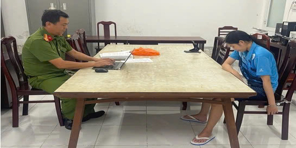 Một chủ cửa hàng kinh doanh đã chủ động đến cơ quan khai báo giao dịch chuyển khoản 16 triệu đồng, công an TP Cần Thơ lập tức vào cuộc điều tra - Ảnh 1.