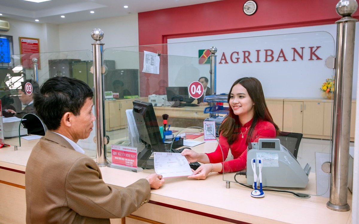Từ hôm nay (1/10), Agribank sẽ kết thúc sớm 2 chương trình cho vay lãi suất ưu đãi từ 5,6%/năm