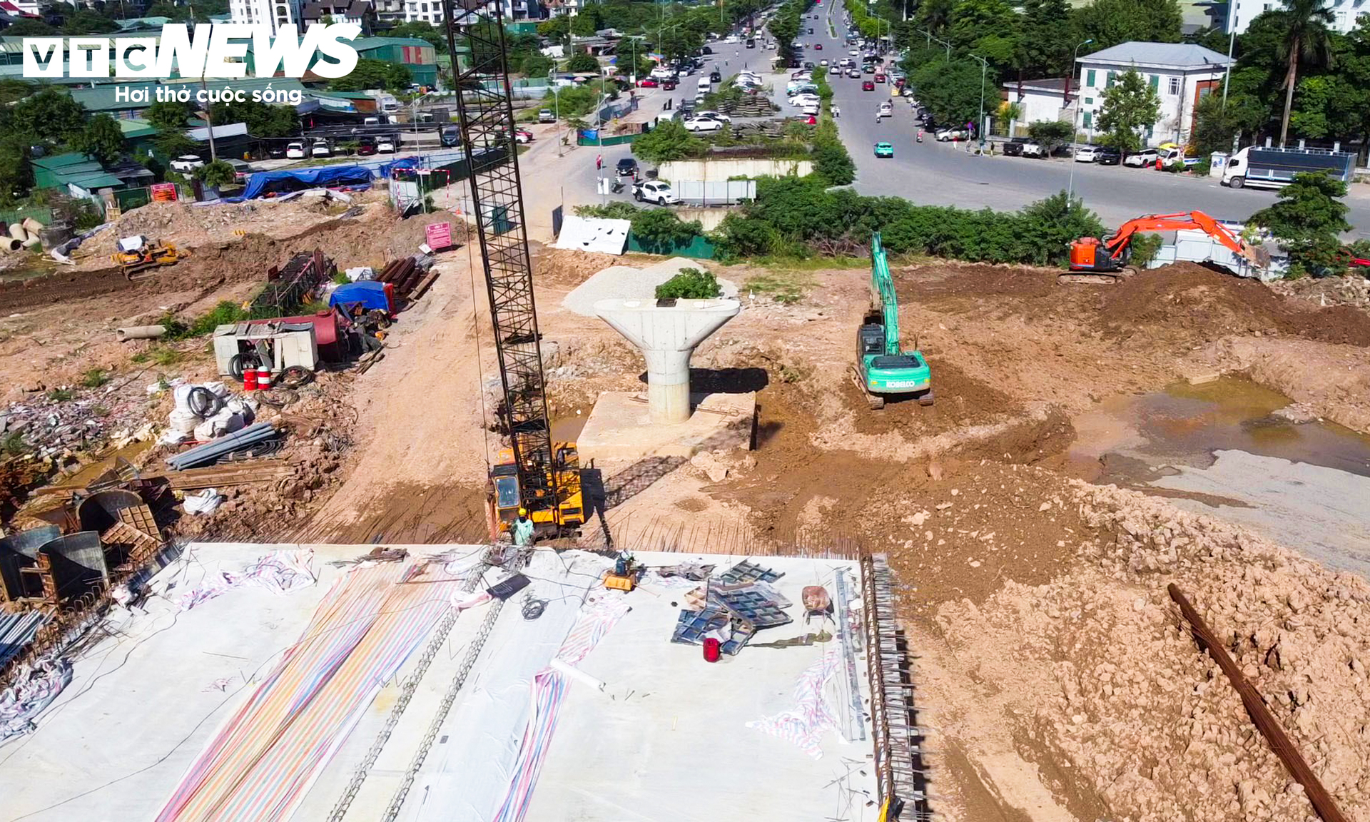 Nút giao 786 tỷ đồng ở Hà Nội đúc phiến dầm đầu tiên sau nhiều năm đình trệ- Ảnh 7.