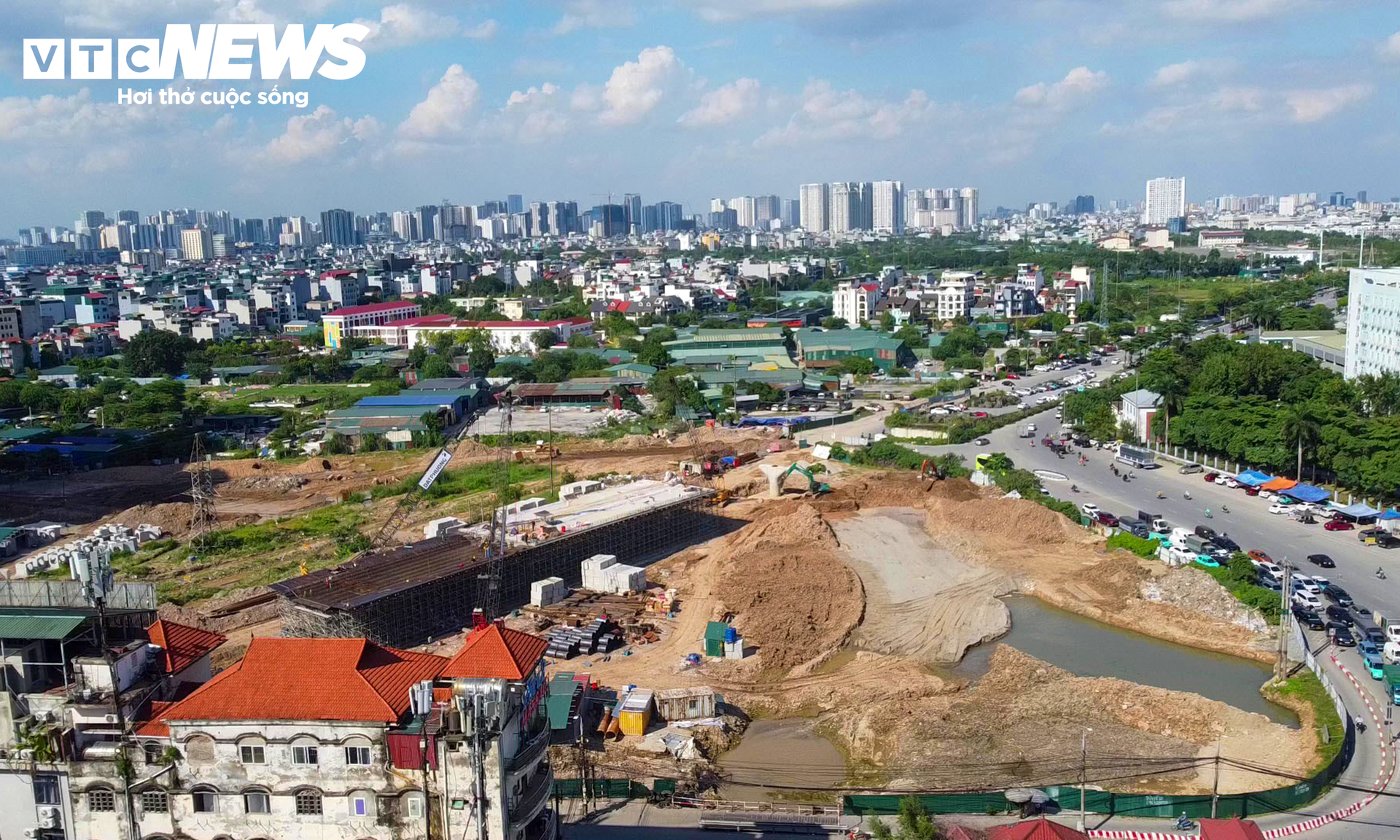 Nút giao 786 tỷ đồng ở Hà Nội đúc phiến dầm đầu tiên sau nhiều năm đình trệ- Ảnh 10.
