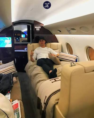 Chiếc máy bay tư nhân bay được xuyên lục địa hơn 11.000 km, tốc độ gần 950 km/h bất ngờ được theo dõi nhiều nhất thế giới: Điều gì đang xảy ra? - Ảnh 6.