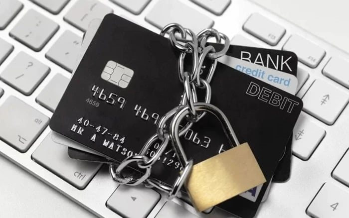 Cơ quan Thuế yêu cầu BIDV, MB, VPBank, Vietcombank... phong toả tài khoản của loạt người nộp thuế có tên sau- Ảnh 1.