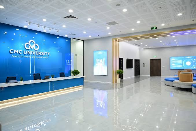 Việt Nam vừa có thêm 1 trường đại học ra mắt mô hình tiên tiến trong kỷ nguyên AI: Đang đào tạo gần 5.000 người, 5 năm liên tiếp trao học bổng đến 100% học phí cho tân sinh viên - Ảnh 1.
