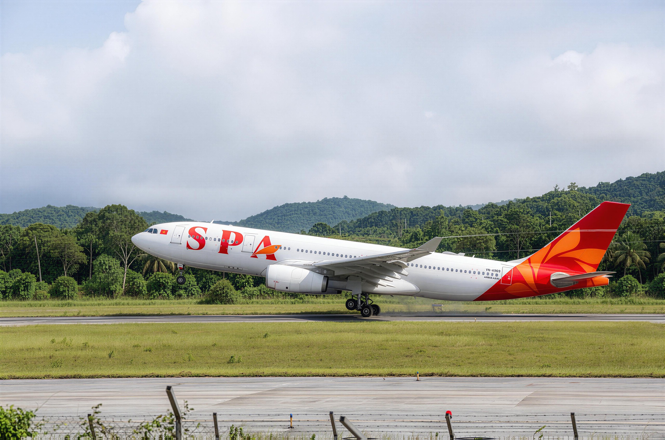 Sun PhuQuoc Airways dẫn đầu toàn ngành về OTP tháng 9 - Ảnh 1.