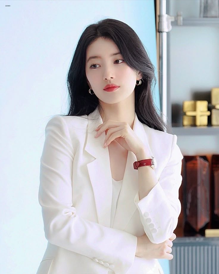 Nhìn khí chất của mỹ nhân này mới hiểu lý do làm tường thành nhan sắc 2 thập kỷ, đàn em khó vượt qua - Ảnh 14.