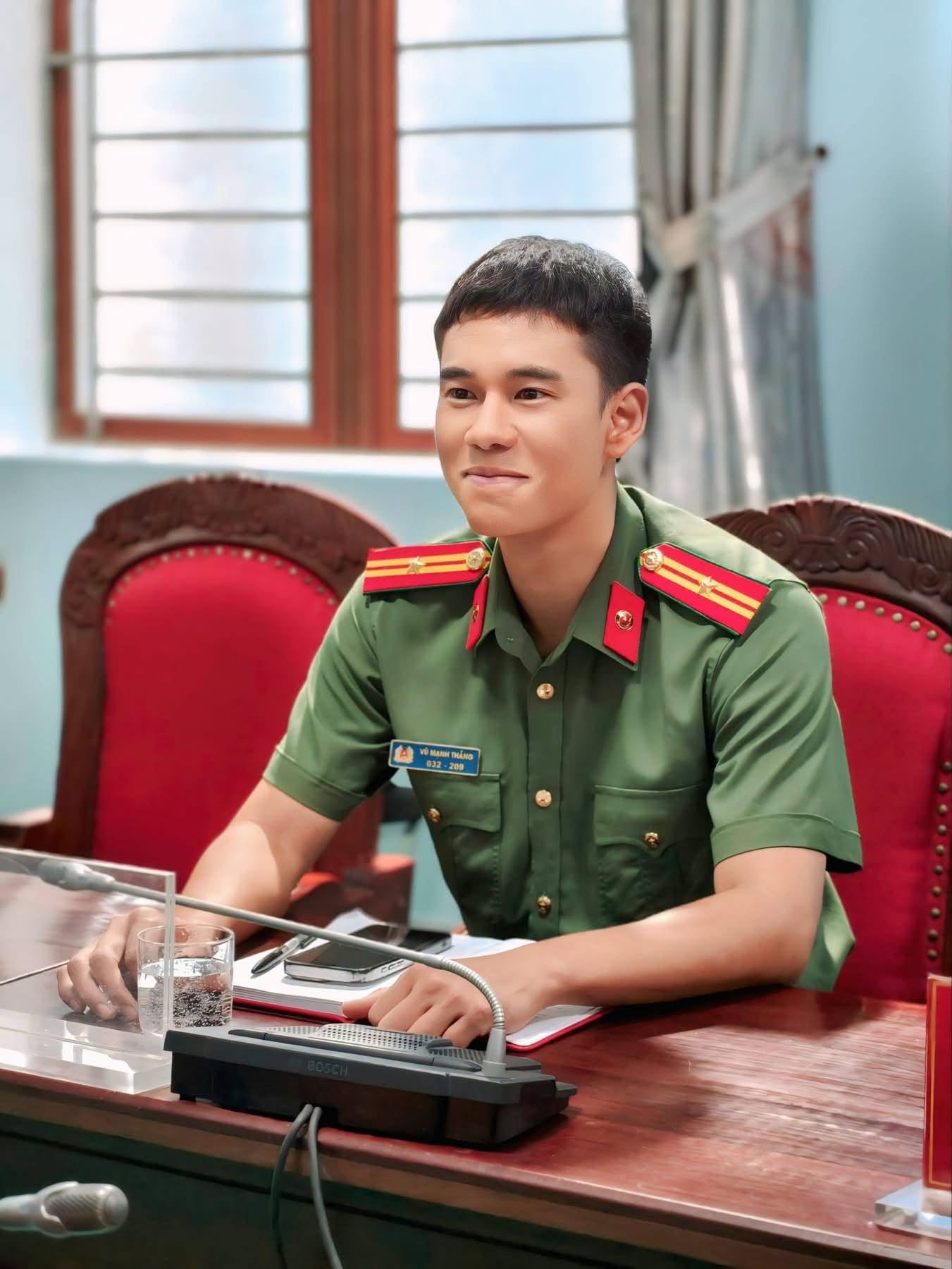 Nam diễn viên phim Việt giờ vàng đi bán trà sữa trên đường Xã Đàn (Hà Nội)- Ảnh 4.