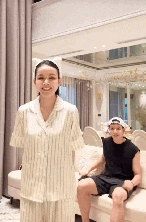 Con trai của HH Thùy Lâm 16 tuổi đã cao gần 1m9, visual chuẩn nam thần: Mẹ lo dinh dưỡng, bố khuyến khích tập luyện từ nhỏ- Ảnh 2.