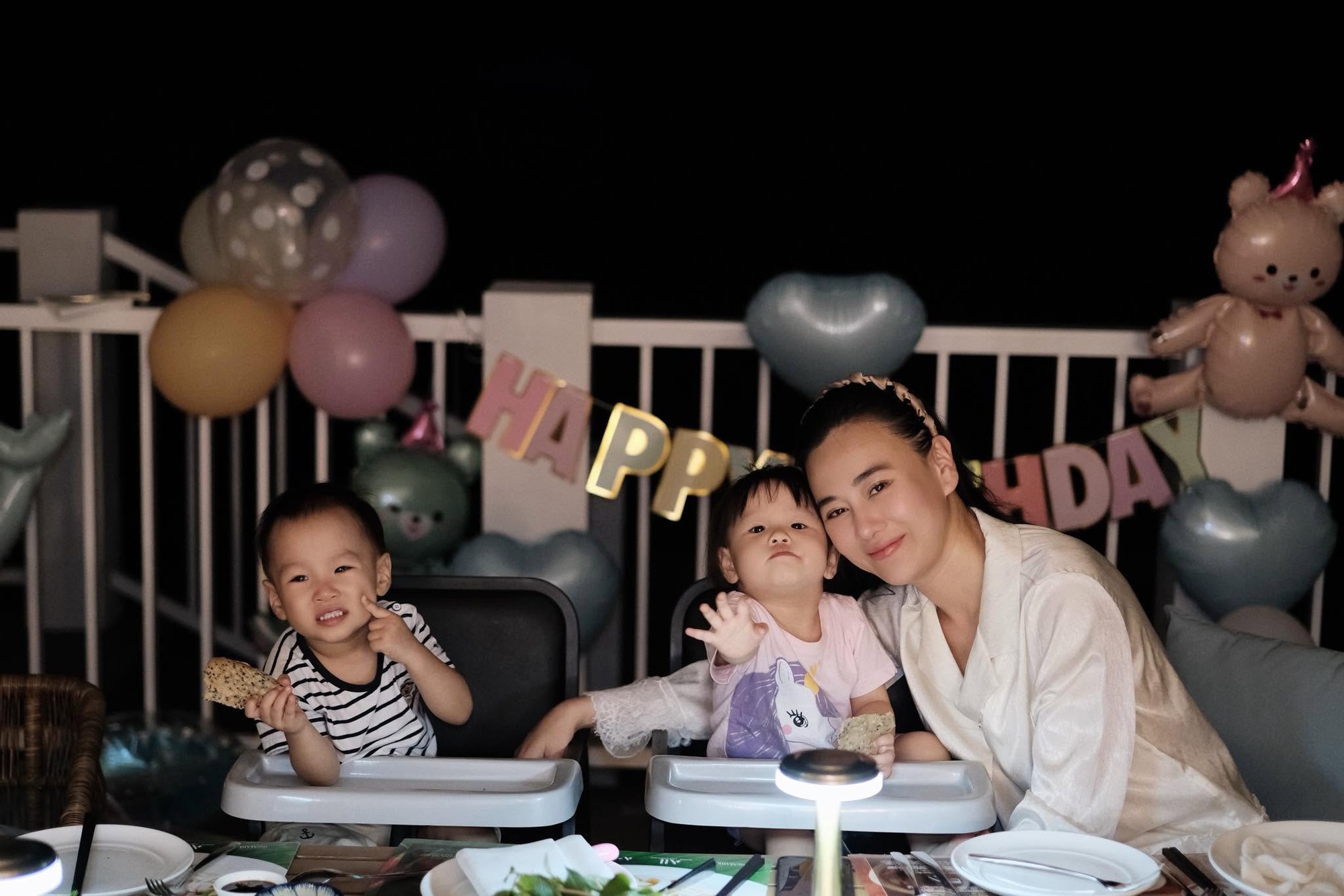 Sự trùng hợp trong phim - ngoài đời thú vị giữa Khả Ngân và Phương Oanh - Ảnh 8.