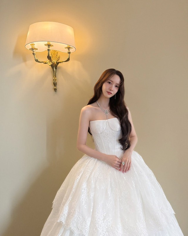 Nữ thần tái xuất với visual "bạch nguyệt quang", nhan sắc 20 năm vẫn đẹp như ngày đầu- Ảnh 11.