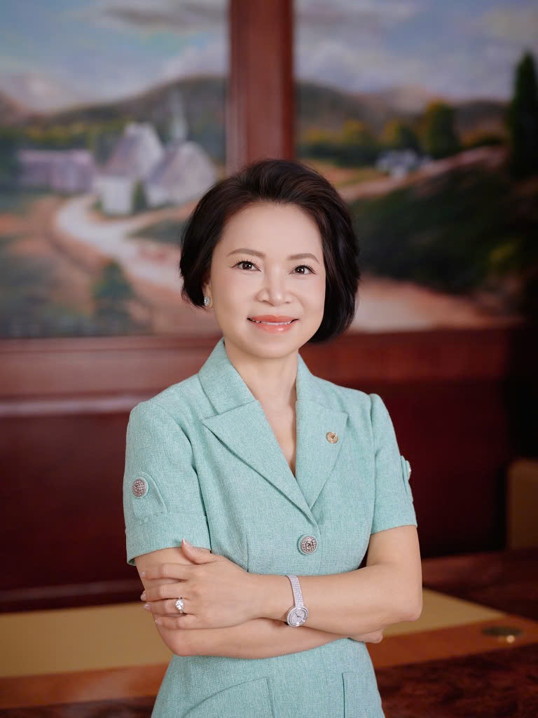 Nữ tỷ phú Phạm Thu Hương lần đầu chia sẻ về Quỹ Thiện Tâm 46.000 tỷ đồng của Vingroup: “Càng đi nhiều, tiếp xúc nhiều, chúng tôi càng thấy người Việt mình rất giỏi” - Ảnh 2.
