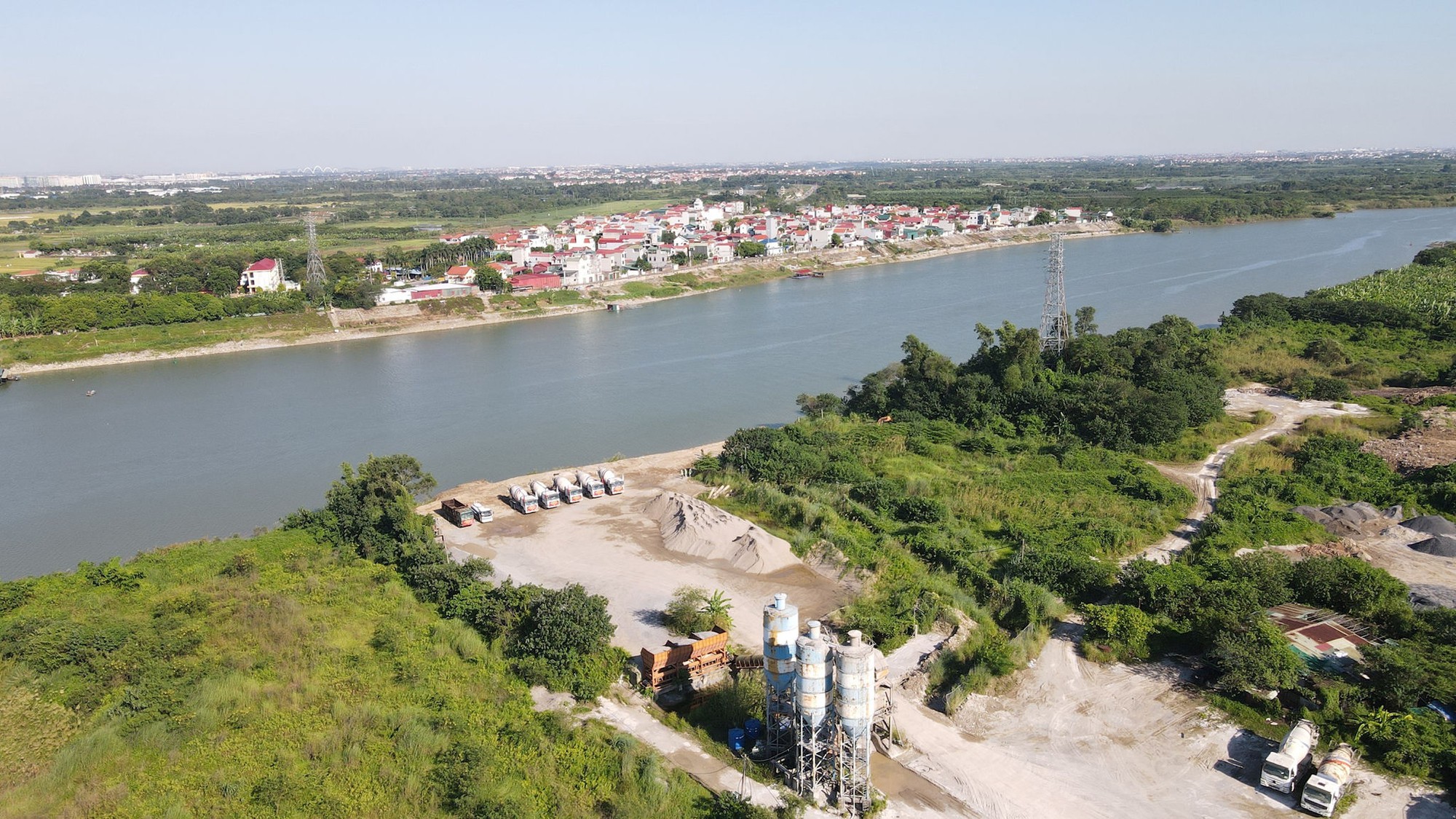 Hà Nội hướng tới mục tiêu tăng cường kết nối vận tải thủy, giảm áp lực đường bộ- Ảnh 1.