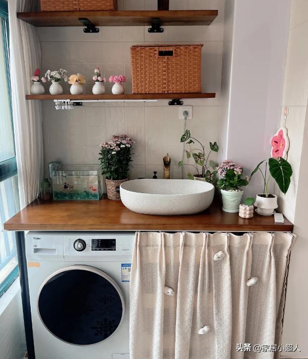 Phòng tắm nhỏ đừng cố nhét bồn rửa vào trong: 4 cách bố trí mới vừa rộng hơn vừa đẹp hơn - Ảnh 5.