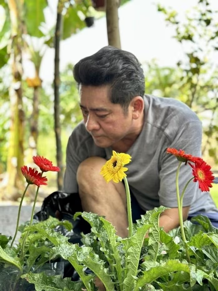 Bỏ phố về vườn mỗi khi rảnh, "vua Bảo Đại đẹp nhất màn ảnh" đầu tư gì cho khu đất 6.000m² ở miền Tây?- Ảnh 6.
