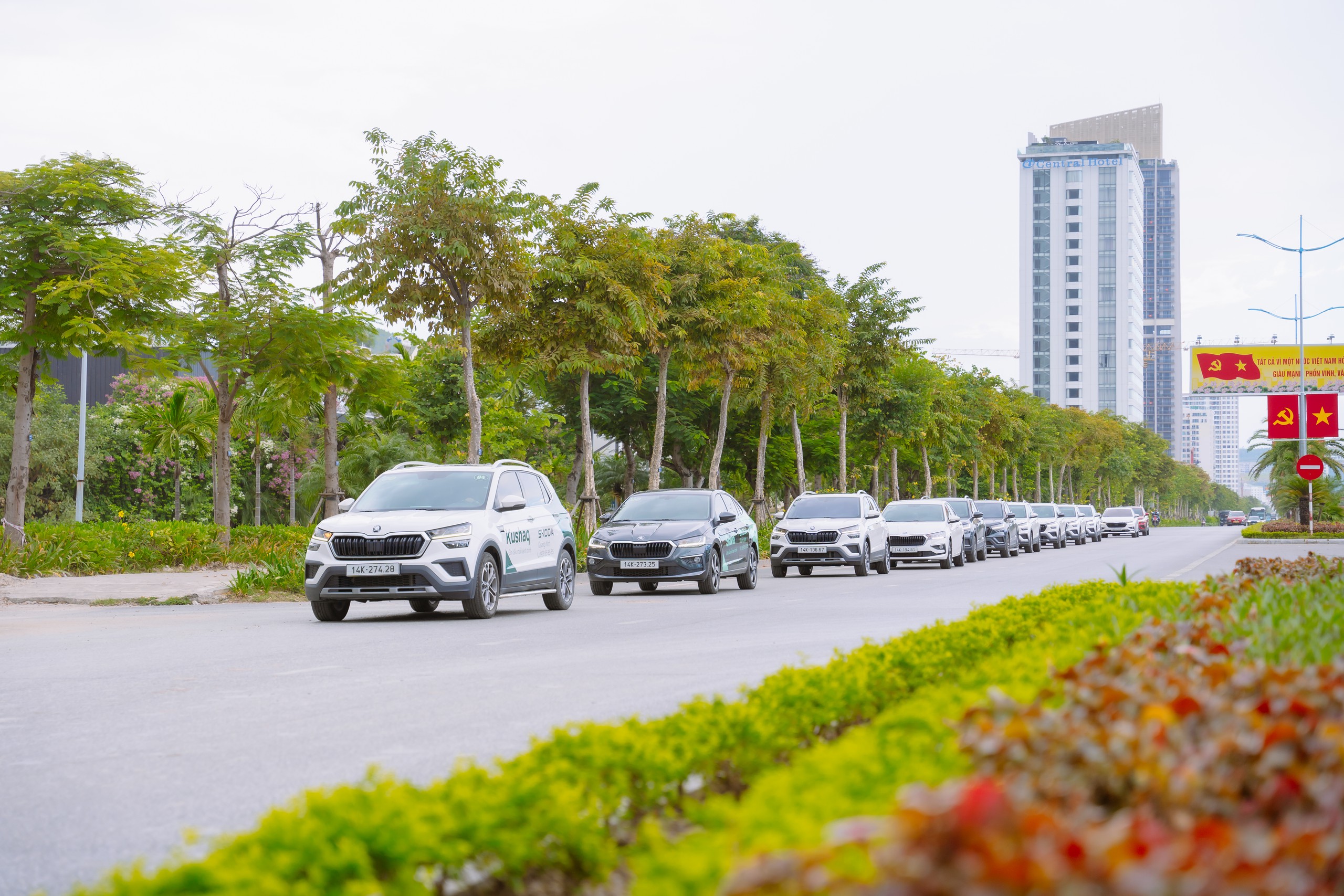 Hàng loạt mẫu xe Skoda nhận ưu đãi lớn cuối năm  - Ảnh 2.