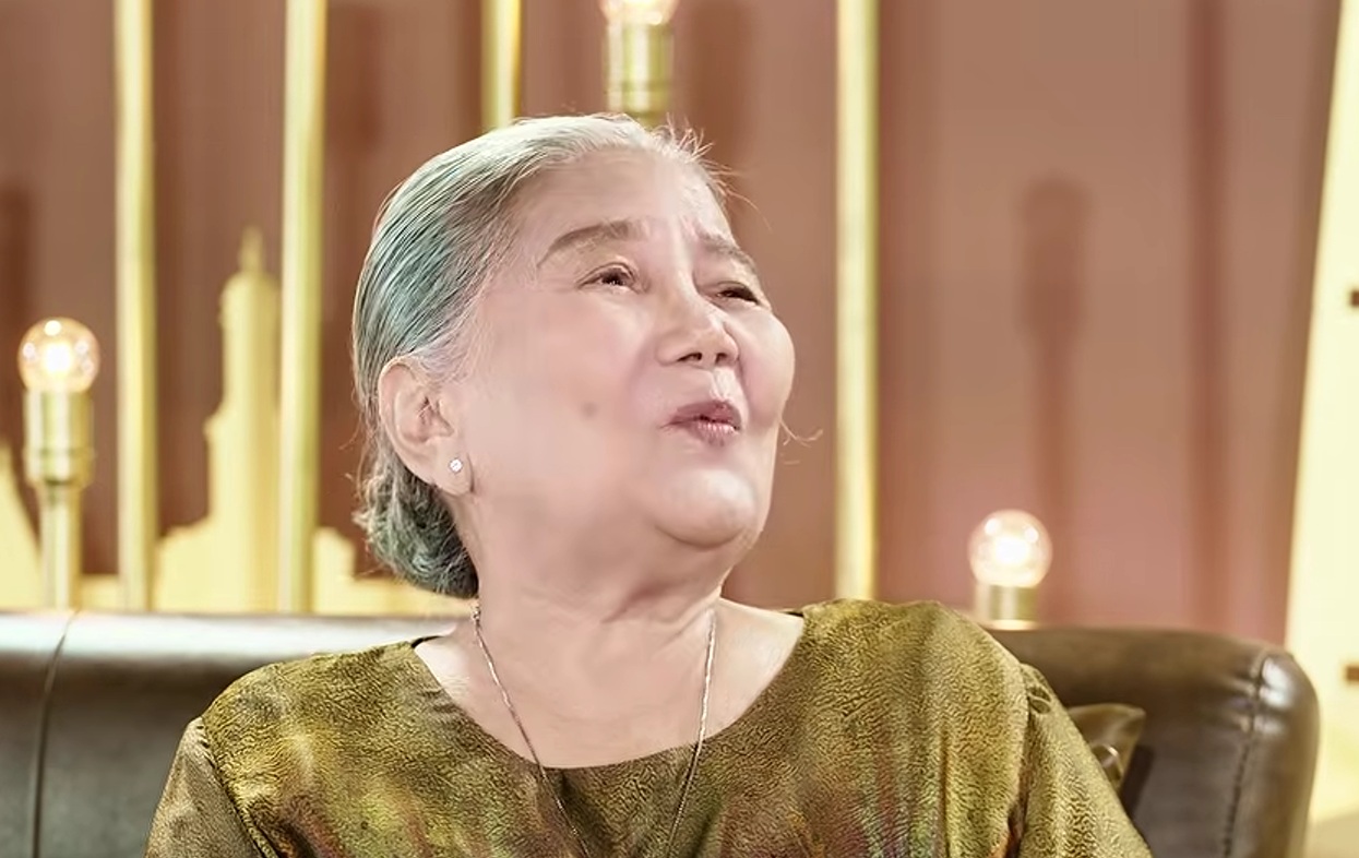 Nữ NSƯT 81 tuổi phải nuôi 2 cháu nội: "Trách nhiệm trên vai tôi rất nặng"- Ảnh 1.