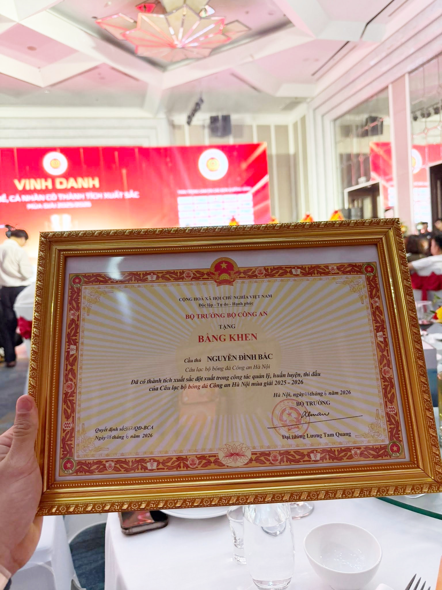 Tài sản ở quê của Đình Bắc- Ảnh 10.