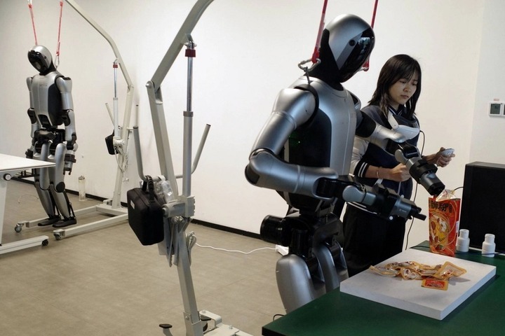 Công nghệ 15/10: Robot hình người có thể khiến chip nhớ khan hiếm- Ảnh 1.