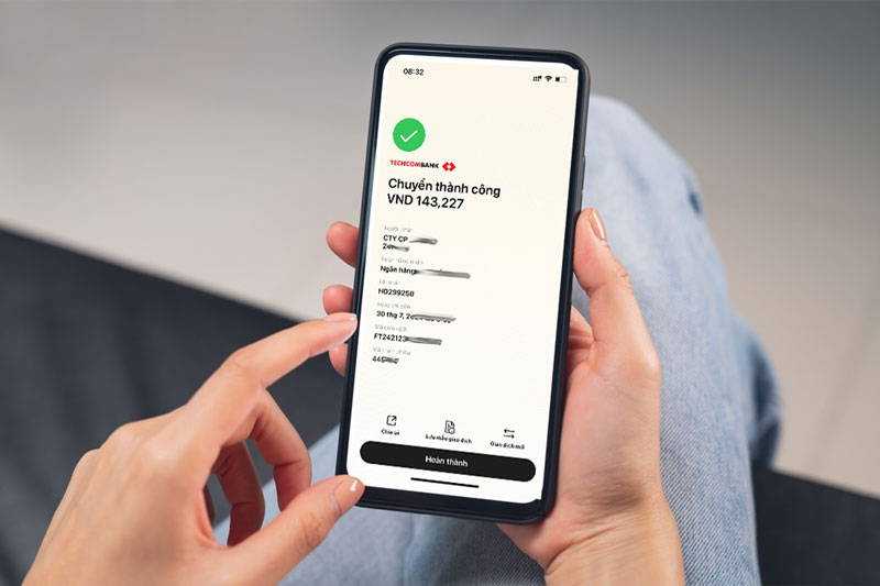 Techcombank chỉ ra 6 lý do chuyển khoản thành công nhưng bên nhận không thấy tiền - Ảnh 1.