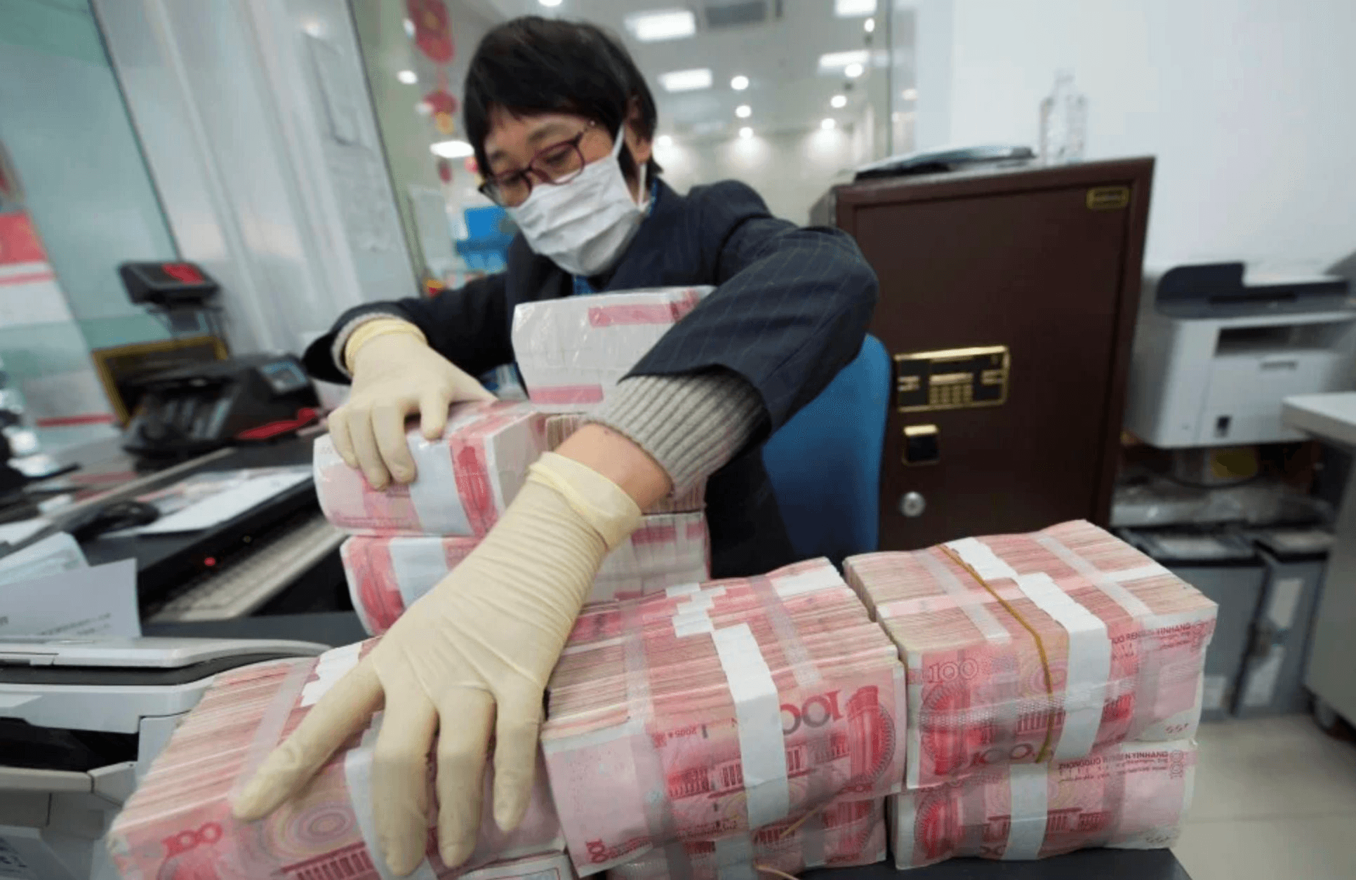 Trung Quốc âm thầm mua 600 tỷ USD trái phiếu Mỹ? - Ảnh 1.