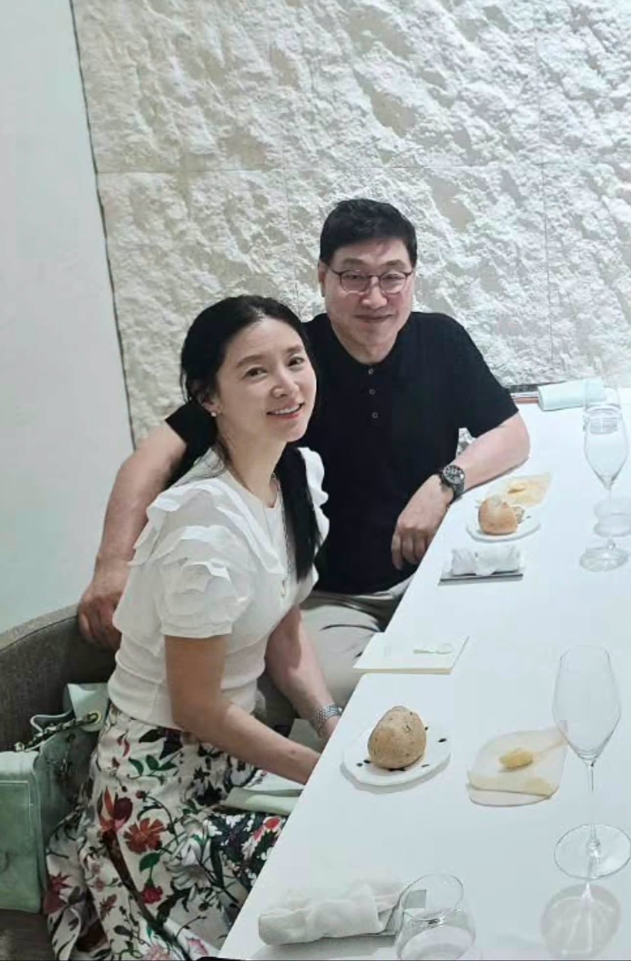 Tận mắt thấy nhan sắc “Nàng Dae Jang Geum” Lee Young Ae ngoài đời mà ngớ cả người- Ảnh 5.
