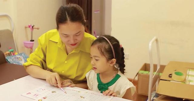 Con học sa sút không phải chuyện một sớm một chiều: 5 dấu hiệu cảnh báo sớm mà bố mẹ dễ bỏ qua- Ảnh 4.