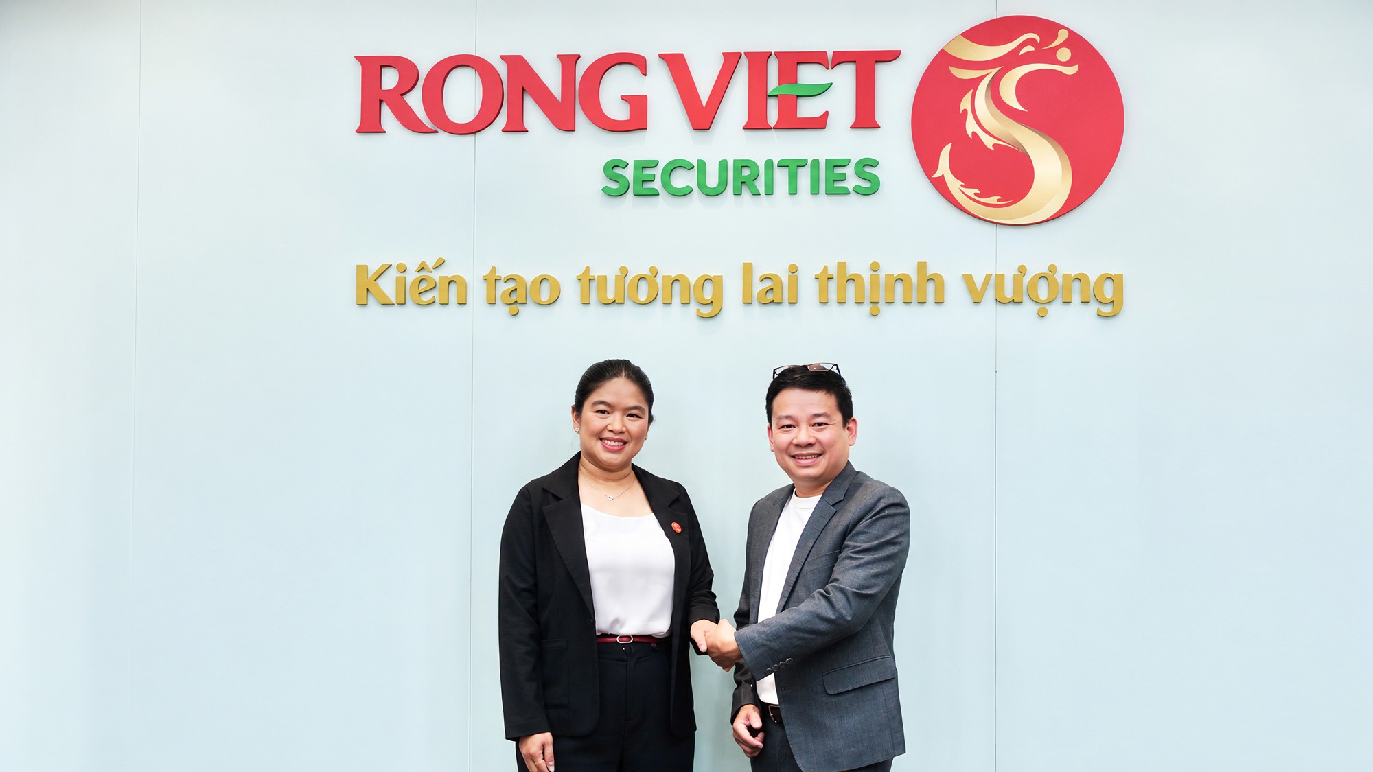 Gần 47.000 lượt truy vấn: VDSC cùng eCloudvalley ứng dụng AI nâng cao trải nghiệm đầu tư - Ảnh 3. Gần 47.000 lượt truy vấn: VDSC cùng eCloudvalley ứng dụng AI nâng cao trải nghiệm đầu tư - Ảnh 3.