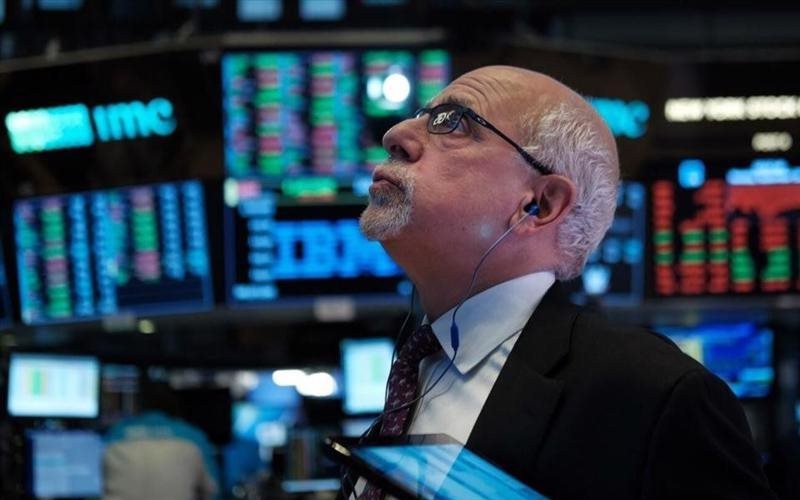 Một cổ phiếu ngân hàng bị khối ngoại "xả" hàng trăm tỷ phiên VN-Index tăng điểm