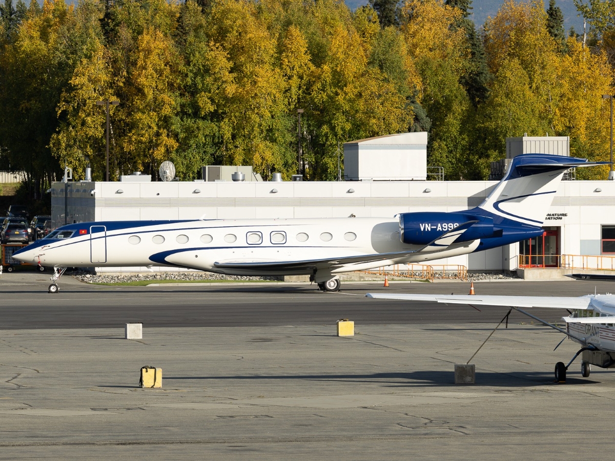 Phát hiện 2 “khách sạn bay” Gulfstream G700 mang tên THACO của tỷ phú Trần Bá Dương: Giá hơn 4.000 tỷ, tốc độ gần 1.000 km/h - Ảnh 2.