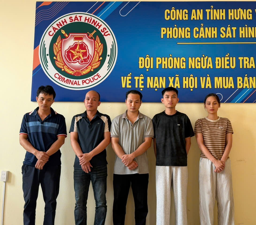 Xác minh loạt giao dịch từ 10 triệu đồng qua các ngân hàng MBBank, BIDV, VCB, ACB, SHB, TECHCOMBANK,...: Khởi tố Phạm Thị Miên SN 1993- Ảnh 1.
