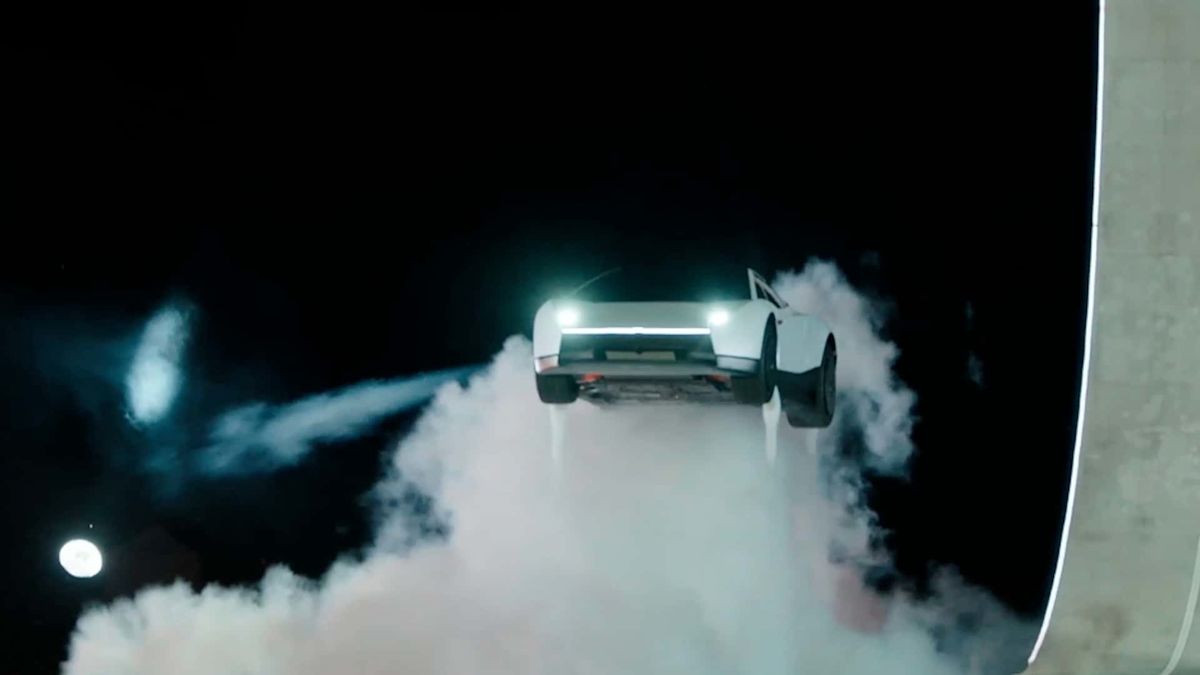 Xóa bỏ mọi giới hạn vật lý: Elon Musk trình làng siêu xe 0-97km/h chưa đầy 1 giây, tăng tốc nhanh hơn xe đua F1, biết "bay" khỏi mặt đất- Ảnh 3.