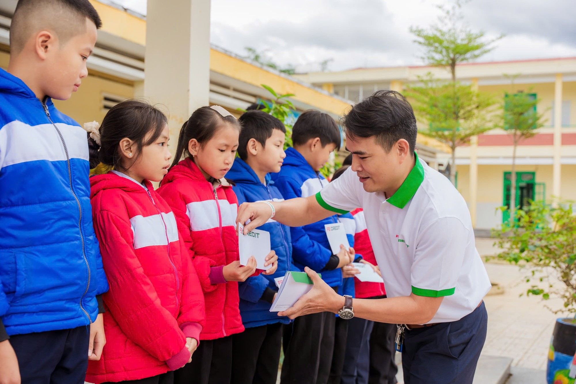 FE CREDIT thắng giải “Doanh nghiệp xuất sắc châu Á” tại APEA 2026 - Ảnh 2.