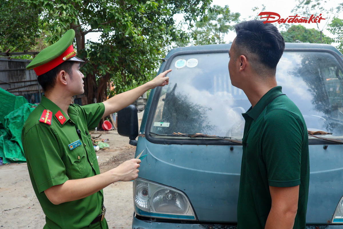 Hà Nội rà soát hơn 1 triệu phương tiện, phát hiện nhiều xe đã bán nhưng chưa sang tên- Ảnh 2.