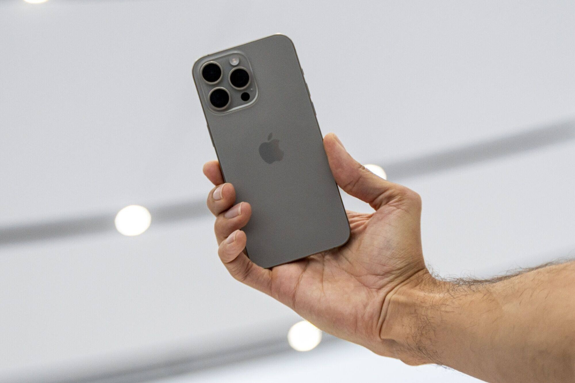 5 mẫu iPhone cũ đáng mua nhất tháng 10/2026- Ảnh 3.