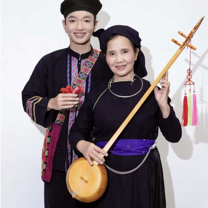 PGS.TS ngành Hóa học gây sốt tại concert Anh Trai Vượt Ngàn Chông Gai- Ảnh 4.