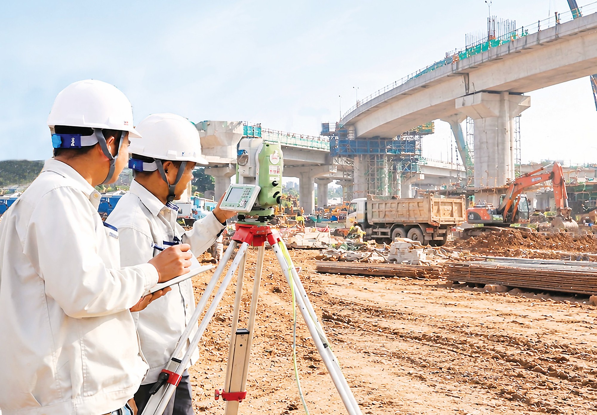 Tích cực thi công nút giao Vành đai 3,5 - Đại lộ Thăng Long- Ảnh 3.